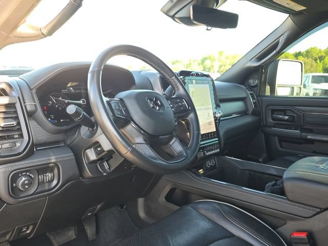 Used 2024 RAM 3500 Limited AWD/4WD image 24