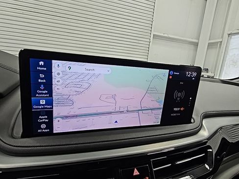 Used 2025 Acura MDX w/ Technology Package image 17