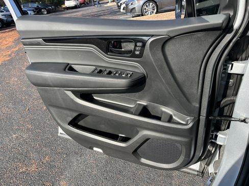 Certified 2025 Honda Odyssey Elite image 17