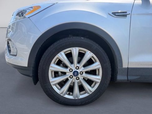 Used 2019 Ford Escape SEL FWD image 8