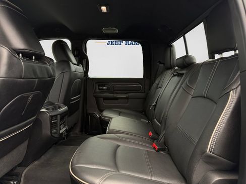 Used 2024 RAM 2500 Limited AWD/4WD image 9