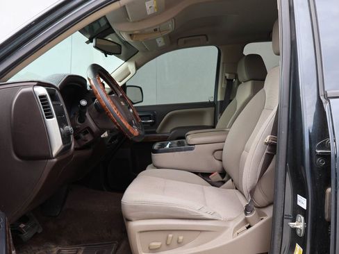 Used 2017 Chevrolet Silverado 1500 LT w/ All Star Edition RWD image 8