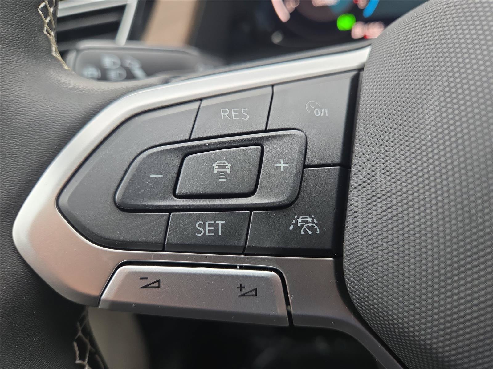 New 2026 Volkswagen Atlas SE AWD/4WD image 16