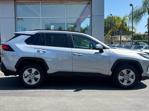 Certified 2023 Toyota RAV4 XLE w/ Convenience Package FWD image 4