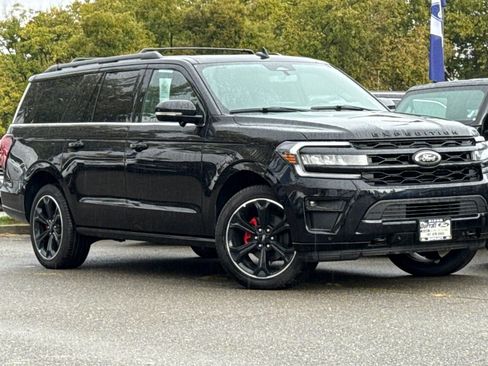 Used 2024 Ford Expedition Max Limited image 2