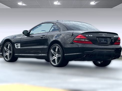 Used 2011 Mercedes-Benz SL 63 AMG image 3
