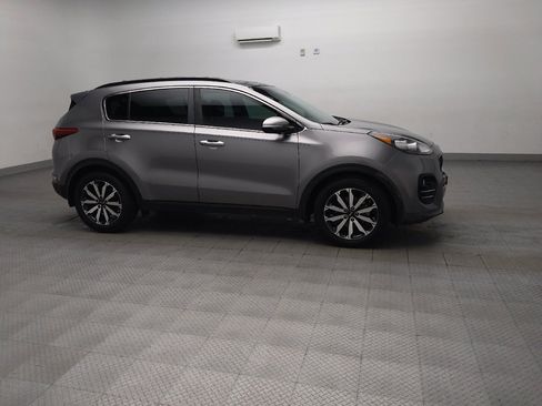 Used 2019 Kia Sportage EX w/ EX Premium Package FWD image 11