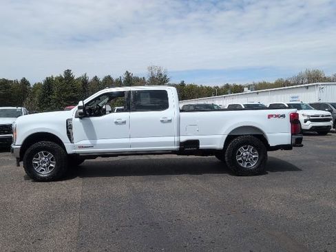 Used 2023 Ford F250 Lariat w/ Lariat Ultimate Package AWD/4WD image 4