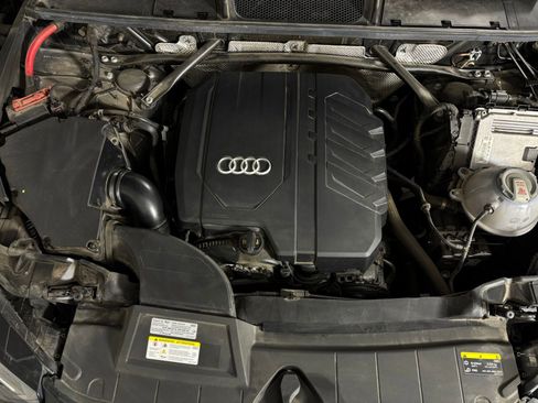 Used 2023 Audi Q5 Premium w/ Convenience Package AWD/4WD image 21