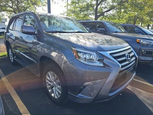 Used 2019 Lexus GX 460 Premium AWD/4WD image 2