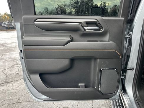 Used 2024 GMC Sierra 2500 AT4 w/ AT4 Premium Plus Package image 22