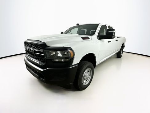 Certified 2024 RAM 2500 Tradesman image 3