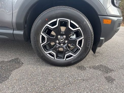 New 2025 Ford Bronco Sport Outer Banks w/ Outer Banks Tech Package+ image 10