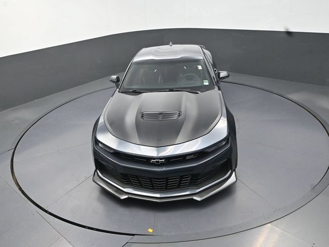 Used 2020 Chevrolet Camaro SS RWD image 21
