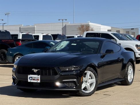 New 2026 Ford Mustang Coupe image 24