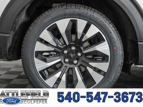 New 2026 Ford Explorer Platinum w/ LUX Leather Package image 22