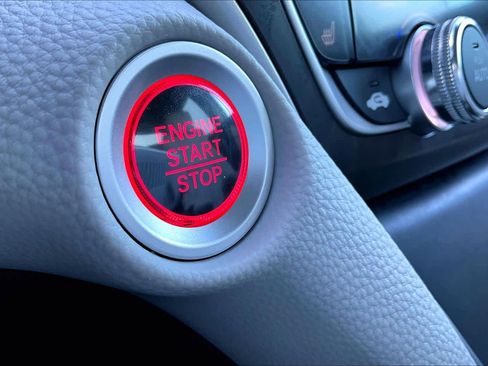 Used 2018 Honda Accord EX image 34