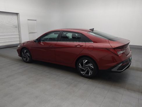 Used 2025 Hyundai Elantra SEL FWD image 3