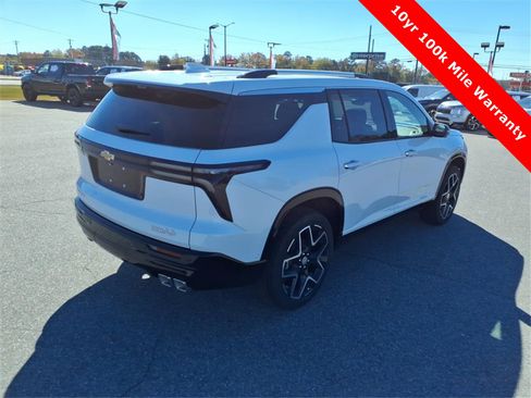 New 2026 Chevrolet Traverse High Country image 5