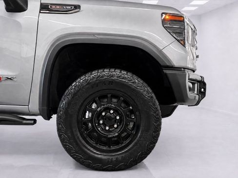 Used 2023 GMC Sierra 1500 AT4X w/ AT4X AEV Edition AWD/4WD image 10