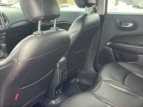 Used 2019 Jeep Compass Trailhawk w/ Leather Interior Group image 31