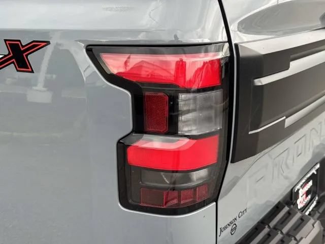 Certified 2025 Nissan Frontier Pro-X w/ Pro Convenience Package RWD image 11