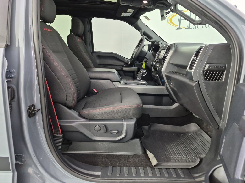 Used 2019 Ford F150 XLT w/ Equipment Group 302A Luxury AWD/4WD image 38