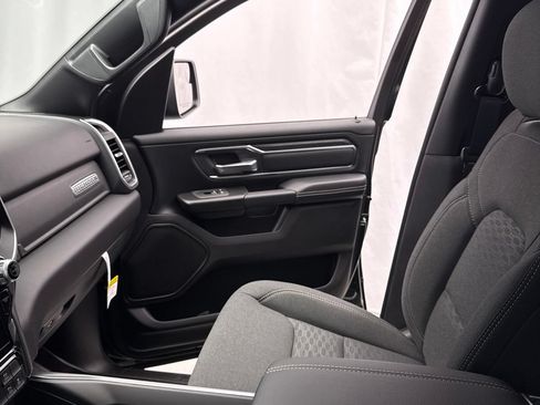 New 2026 RAM 1500 Big Horn AWD/4WD image 23