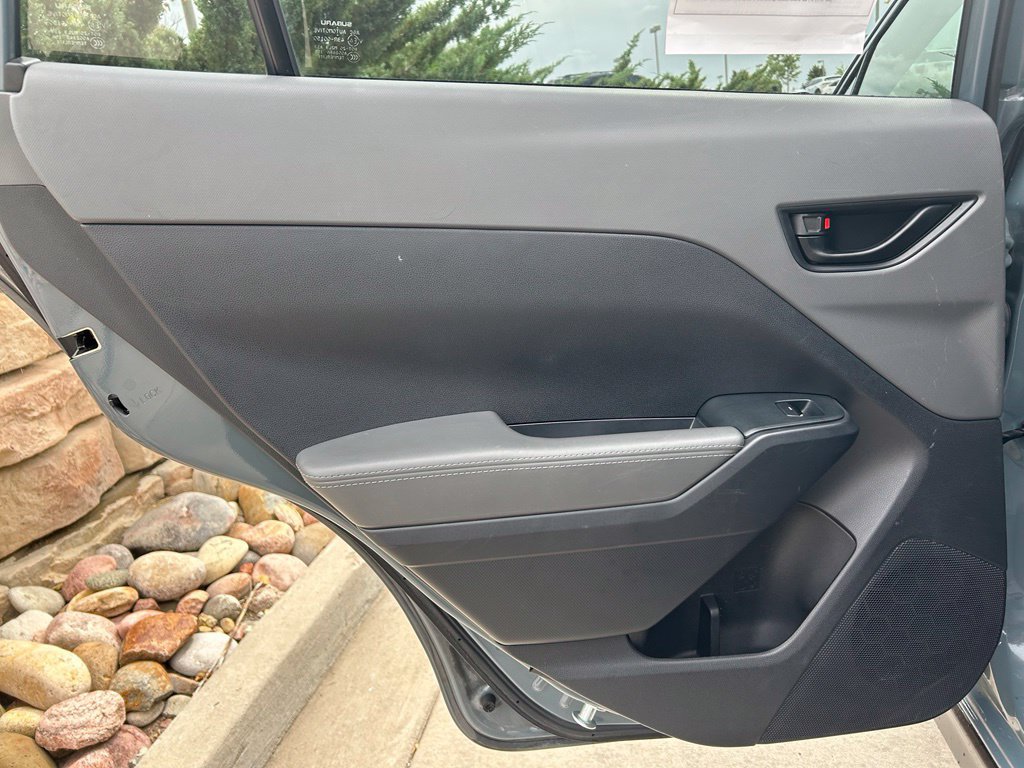 Used 2024 Subaru Crosstrek 2.0i Premium AWD/4WD image 25
