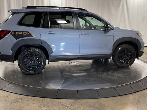 Used 2022 Honda Passport TrailSport image 9