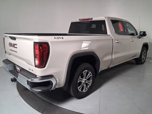 Used 2026 GMC Sierra 1500 SLE w/ Preferred Package AWD/4WD image 4