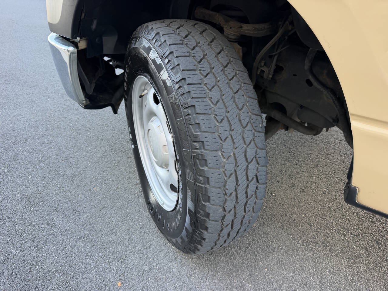 Used 2014 Ford F150 XL w/ Equipment Group 101A Mid AWD/4WD image 30