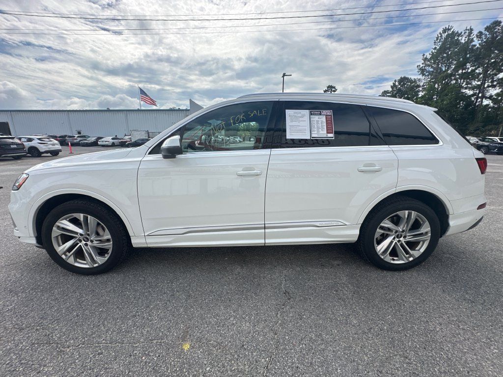 Used 2021 Audi Q7 2.0T Premium Plus w/ Executive Package AWD/4WD image 5