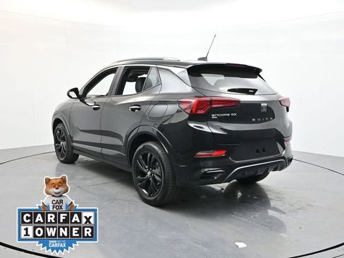 Used 2024 Buick Encore GX Sport Touring image 8