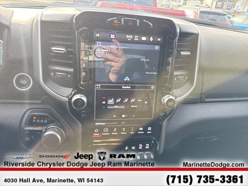 Used 2024 RAM 2500 Big Horn w/ Safety Group image 34