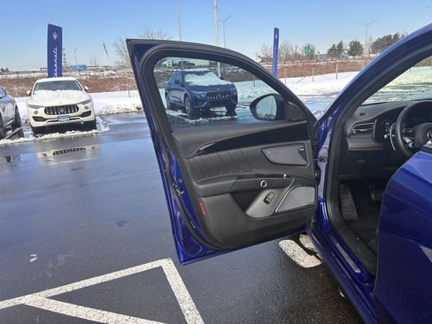 Used 2023 Maserati Grecale Modena image 15