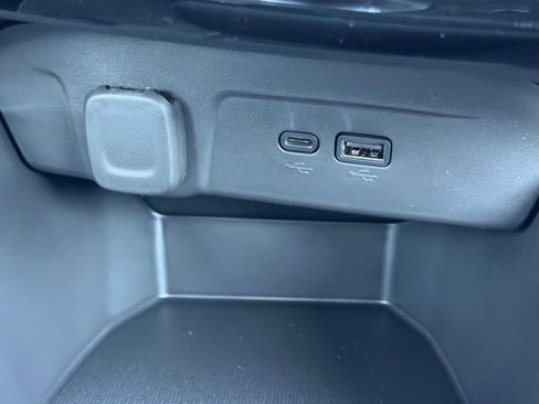 New 2026 Chevrolet Trax RS image 25