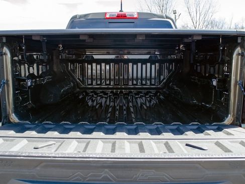 Used 2023 Chevrolet Colorado Trail Boss w/ Advanced Trailering Package image 7