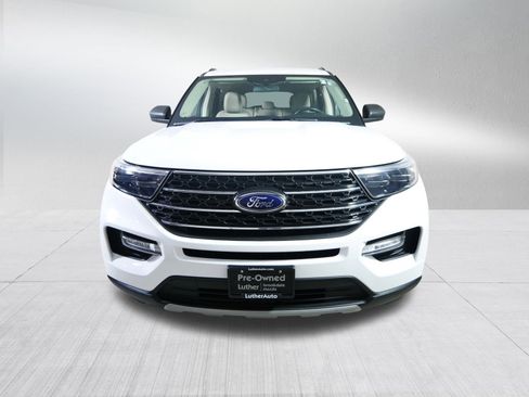 Used 2023 Ford Explorer XLT w/ Equipment Group 202A image 2