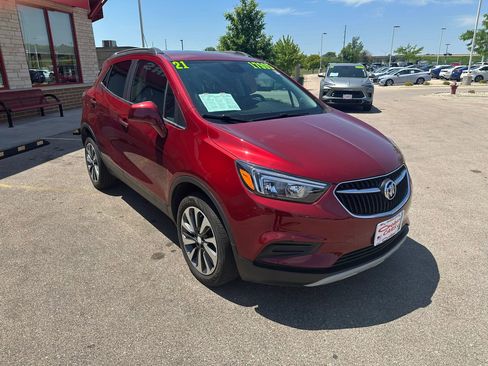 Used 2021 Buick Encore Preferred w/ Safety Package AWD/4WD image 3