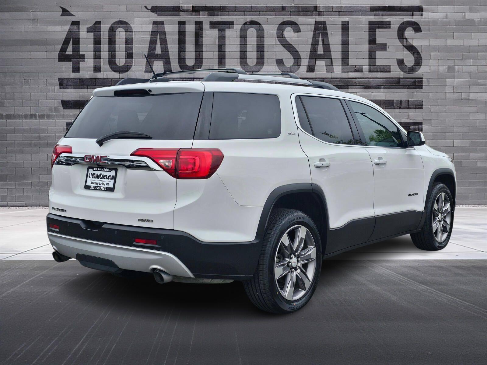 Used 2019 GMC Acadia SLT AWD/4WD image 3