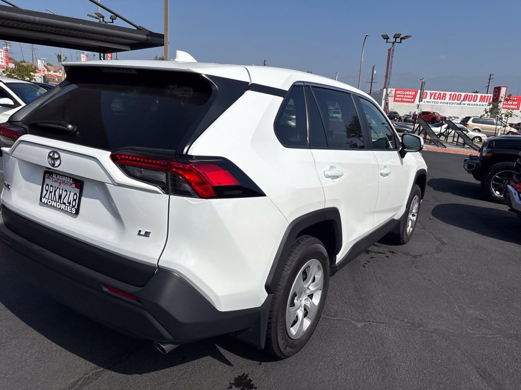 Used 2025 Toyota RAV4 LE FWD image 4