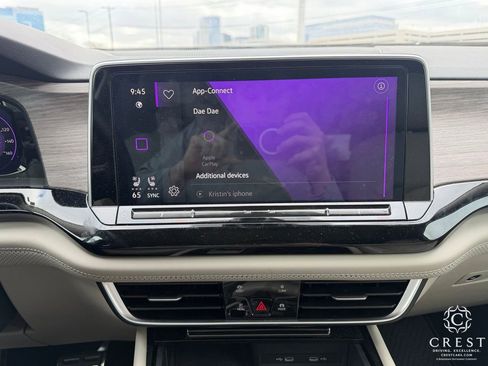 Used 2024 Volkswagen Atlas SEL Premium R-Line image 21