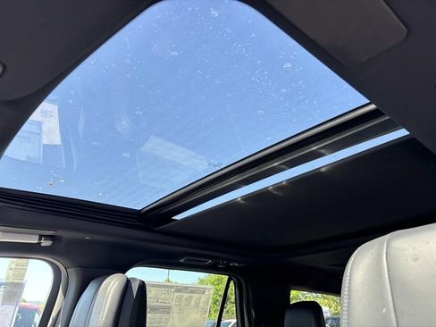 New 2026 Lincoln Navigator Reserve w/ Jet Appearance Package AWD/4WD image 25