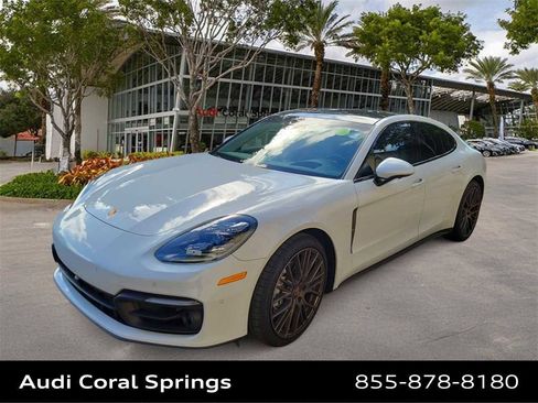 Used 2022 Porsche Panamera image 1