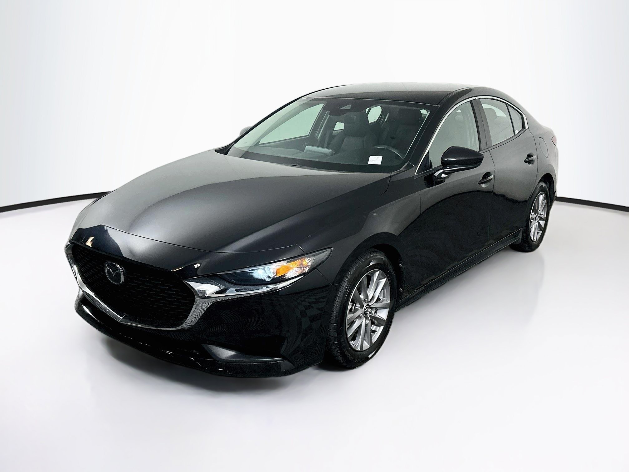 Used 2021 MAZDA MAZDA3 s FWD image 3