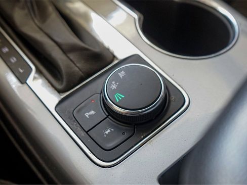 Used 2022 Chevrolet Blazer LT image 15