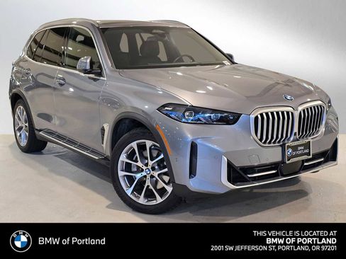 Used 2024 BMW X5 xDrive40i w/ Premium Package image 1