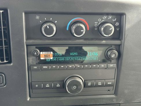 New 2024 Chevrolet Express 4500 w/ Power Convenience Package image 4