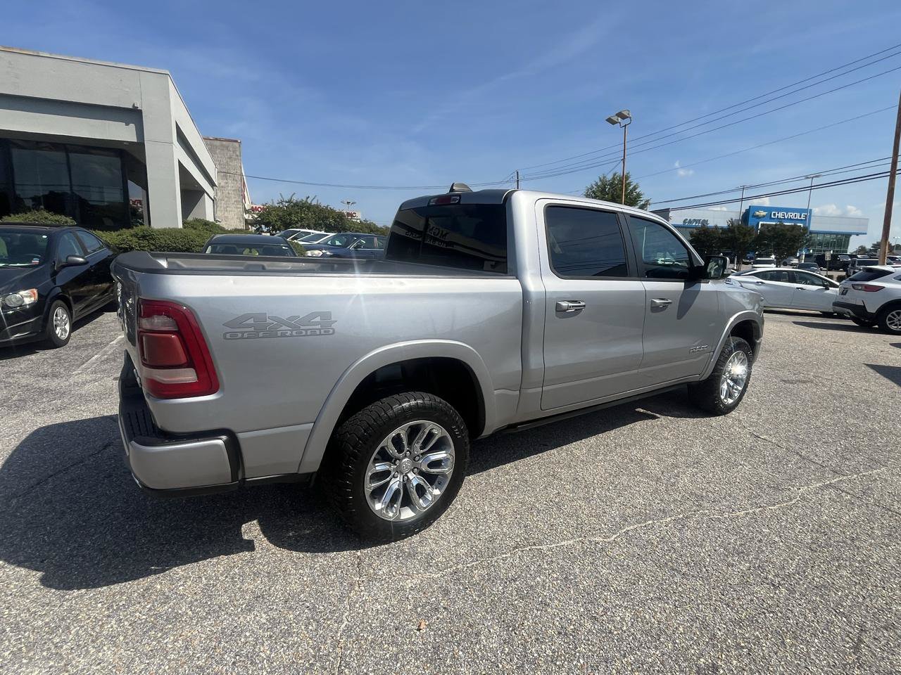 Used 2021 RAM 1500 Laramie w/ Laramie Southwest Edition AWD/4WD image 28